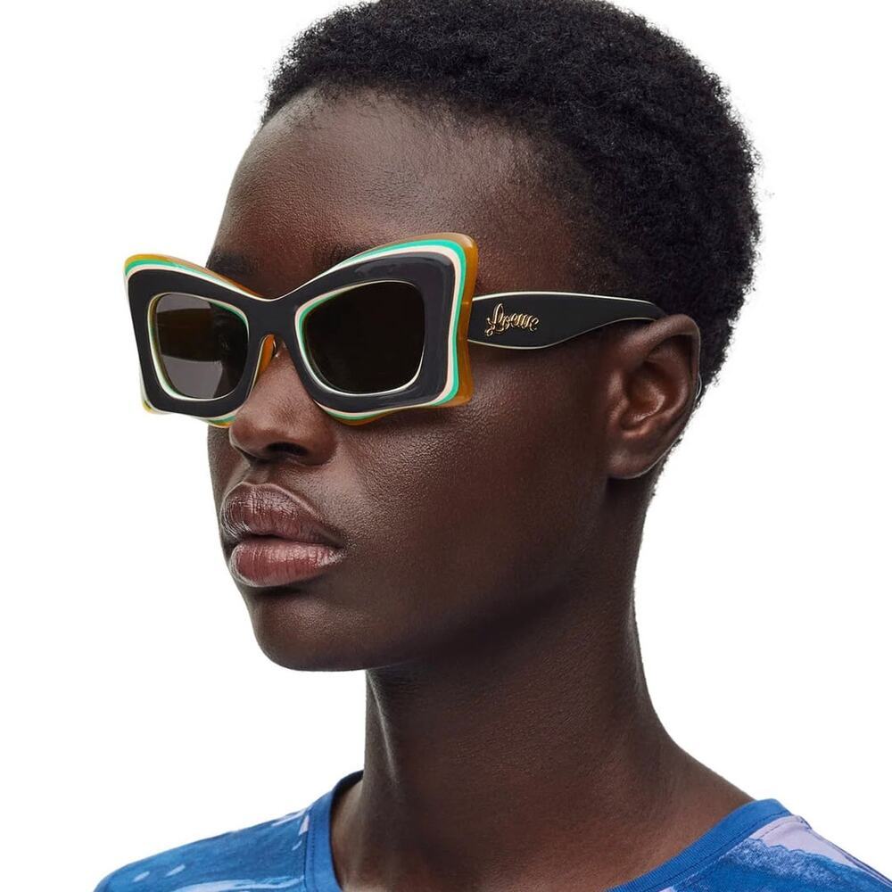 New! LOEWE Sunglasses LW40140U 20A, Authentic